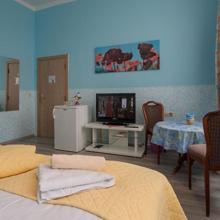 Hotel Knoepel Висмар Экстерьер фото