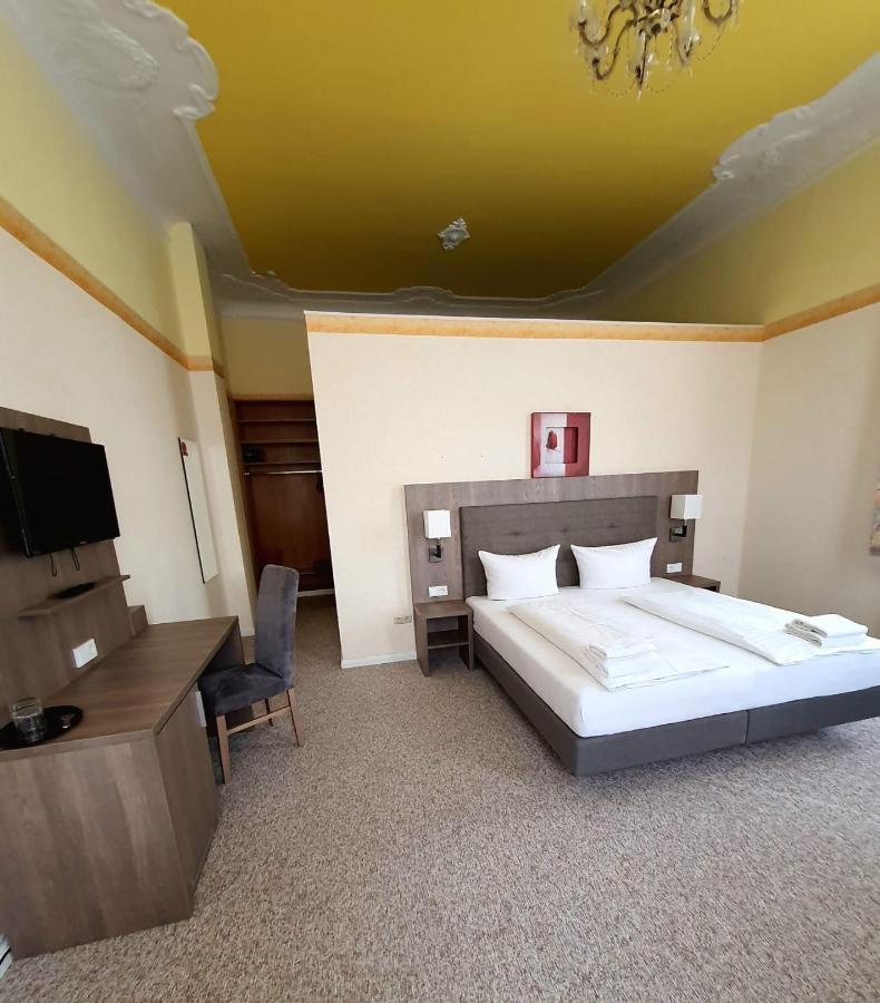 Hotel Knoepel Висмар Экстерьер фото