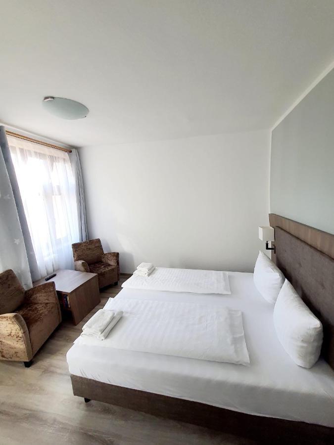 Hotel Knoepel Висмар Экстерьер фото