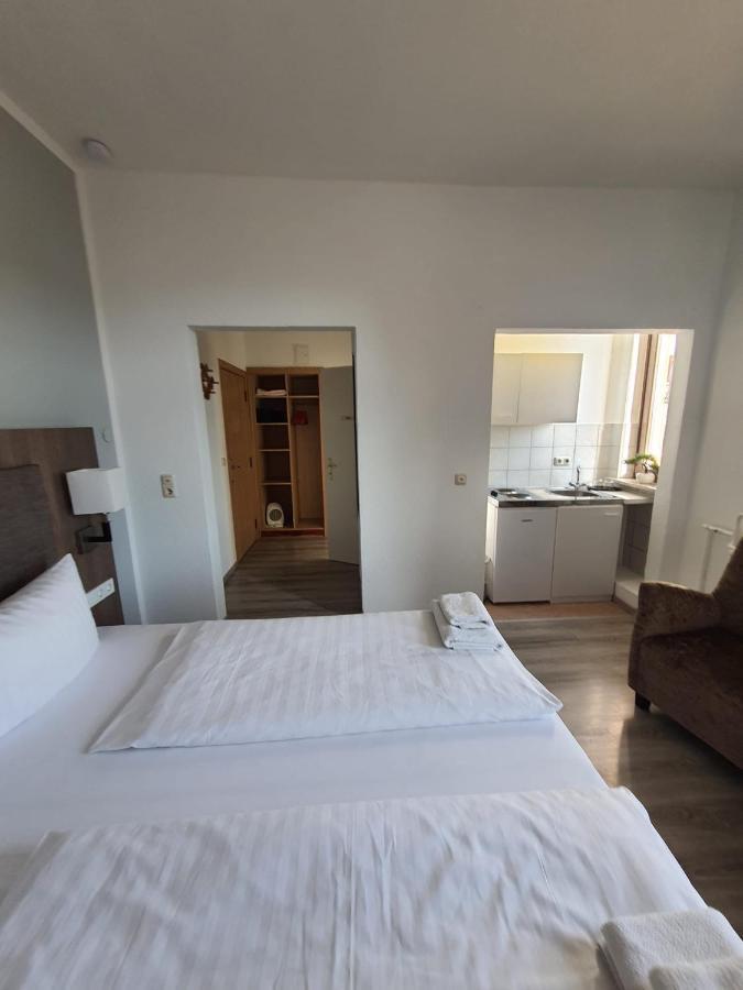 Hotel Knoepel Висмар Экстерьер фото