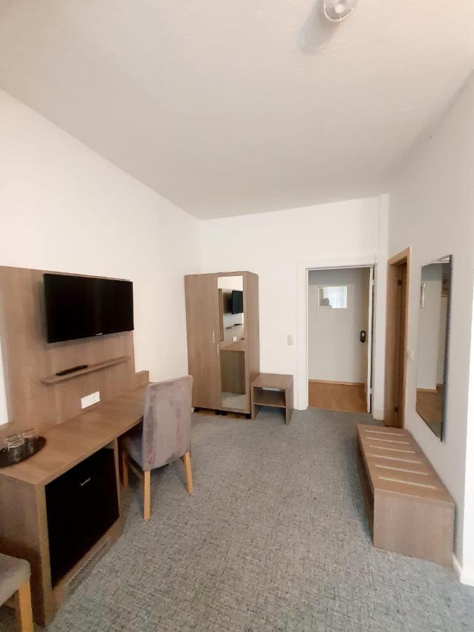 Hotel Knoepel Висмар Экстерьер фото