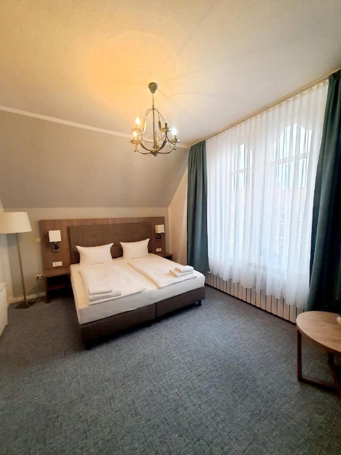 Hotel Knoepel Висмар Экстерьер фото