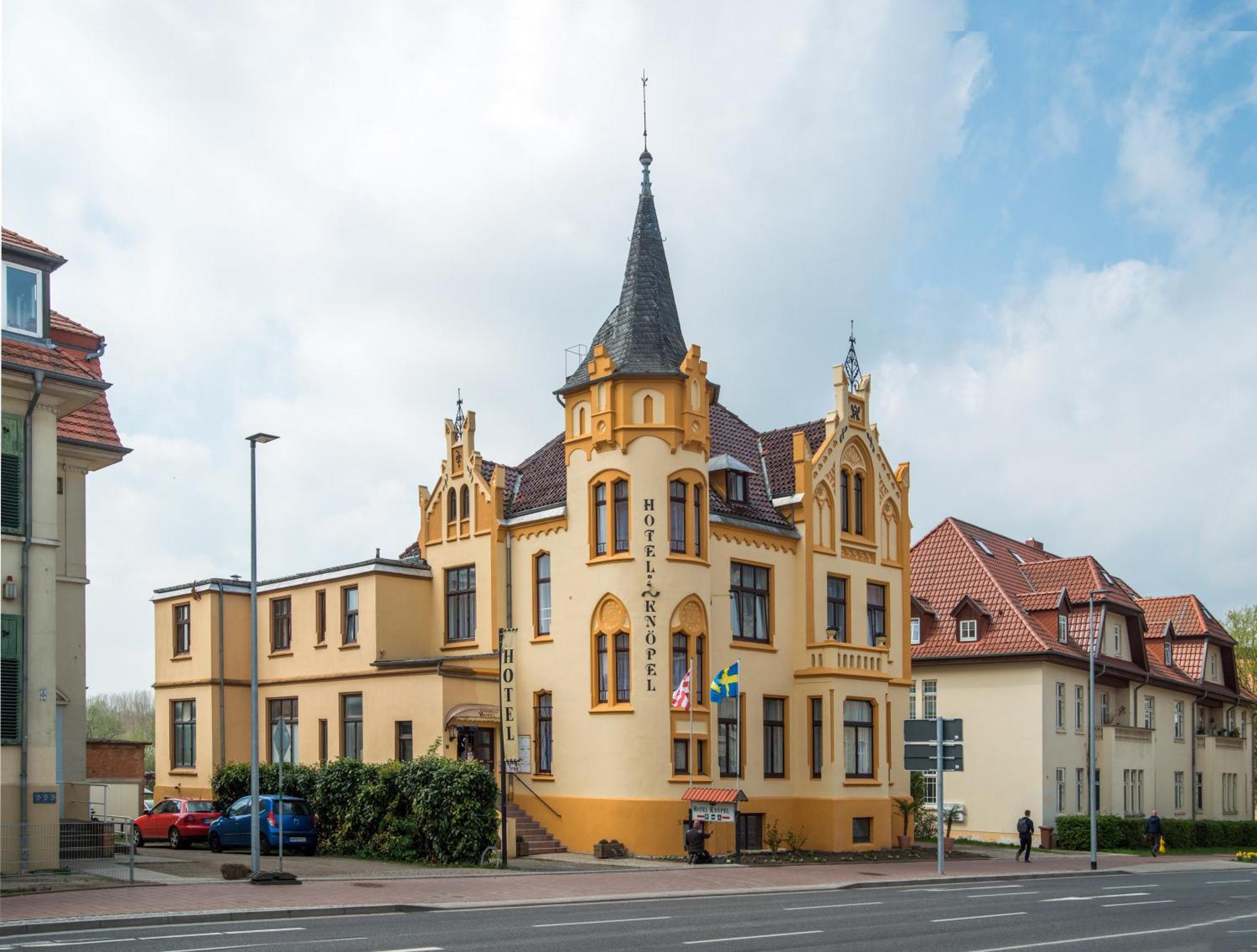 Hotel Knoepel Висмар Экстерьер фото