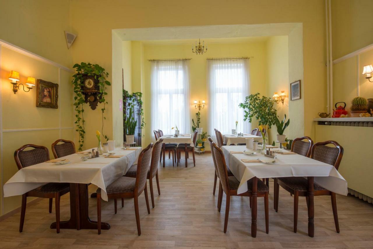 Hotel Knoepel Висмар Экстерьер фото